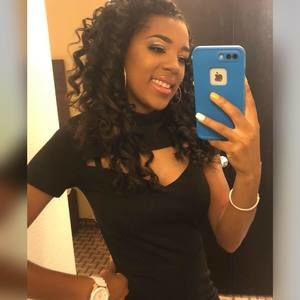 Meet your Posher, April